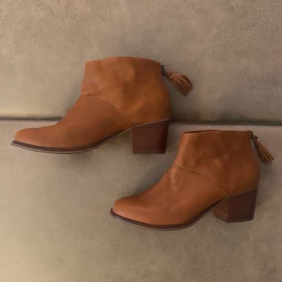 Toms Women’s Caramel Tassel Zip Carpe Diem Ankle Boots - Size 7 - Picture 5 of 10